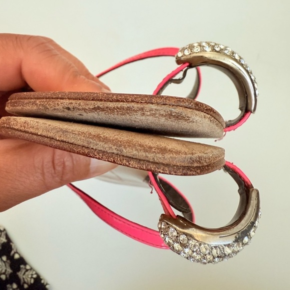 Giuseppe Zannoti Neon Pink Patent Leather rhinestone toe ring flat sandals EU 37 - Picture 6 of 9